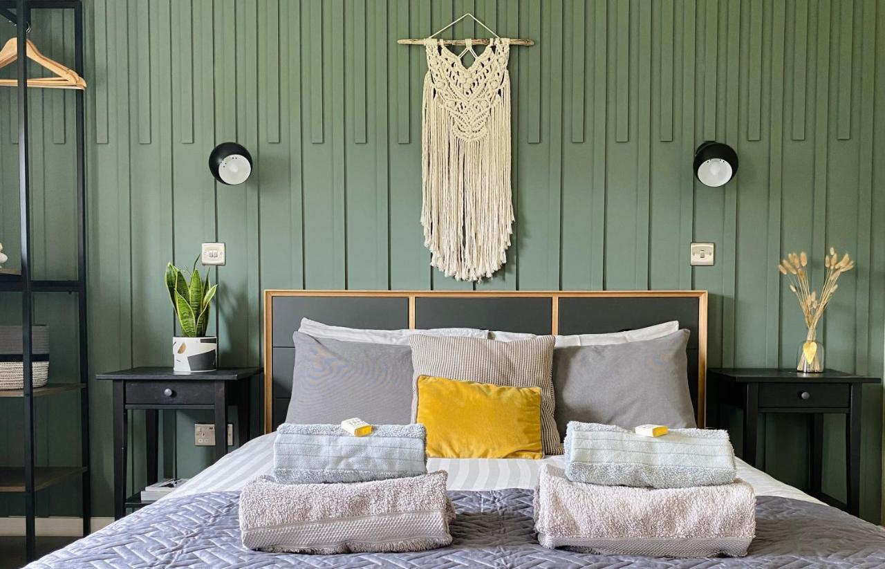 Spacious Room In The Centre Of Portree Eksteriør billede